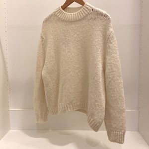🌷Cream Zara Sweater 🌷